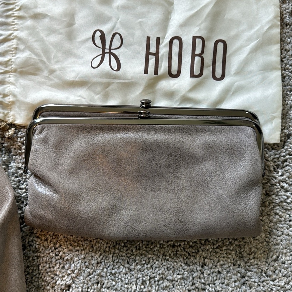 Hobo Lauren wallet in Titanium